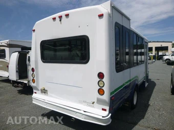 2011 Ford Super Duty E-450 Cutaway DRW - miniatura 3