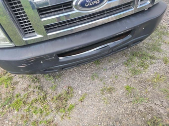 2011 Ford Super Duty E-450 Cutaway DRW - miniatura 18