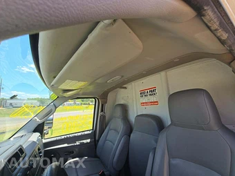 2011 Ford Super Duty E-450 Cutaway DRW - miniatura 11