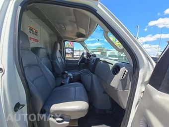 2011 Ford Super Duty E-450 Cutaway DRW - miniatura 15