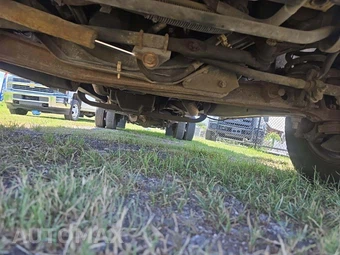 2011 Ford Super Duty E-450 Cutaway DRW - miniatura 17