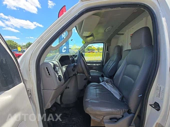 2011 Ford Super Duty E-450 Cutaway DRW - miniatura 6