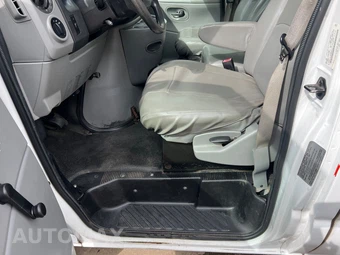 2011 Ford Super Duty E-450 Cutaway DRW - miniatura 8