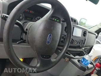 2011 Ford Super Duty E-450 Cutaway DRW - miniatura 10