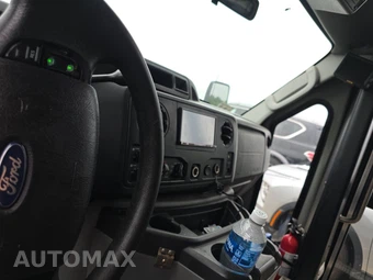 2011 Ford Super Duty E-450 Cutaway DRW - miniatura 11