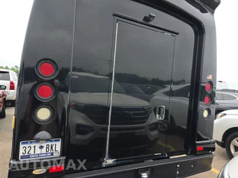 2011 Ford Super Duty E-450 Cutaway DRW - miniatura 5