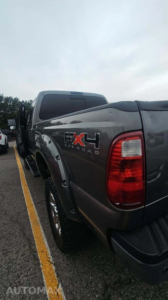 2011 Ford Super Duty F-250 Lariat Crew Cab Medium Bed - miniatura 25