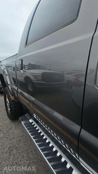 2011 Ford Super Duty F-250 Lariat Crew Cab Medium Bed - miniatura 36