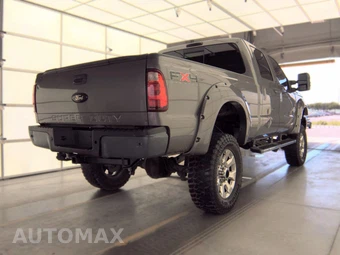 2011 Ford Super Duty F-250 Lariat Crew Cab Medium Bed - miniatura 4