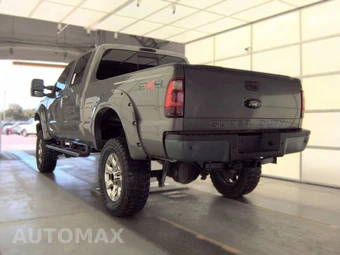 2011 Ford Super Duty F-250 Lariat Crew Cab Medium Bed - miniatura 6