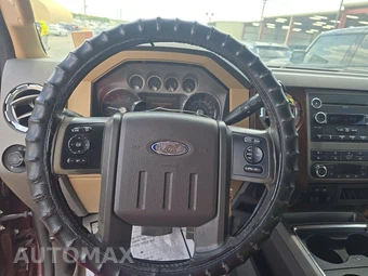 2011 Ford Super Duty F-250 Lariat Crew Cab Medium Bed - miniatura 10