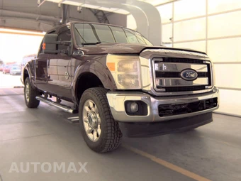 2011 Ford Super Duty F-250 Lariat Crew Cab Medium Bed - miniatura 3