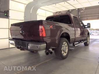 2011 Ford Super Duty F-250 Lariat Crew Cab Medium Bed - miniatura 4