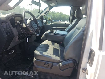 2011 Ford Super Duty F-250 XL Extended Cab Medium Bed w/Rear Doors - miniatura 7