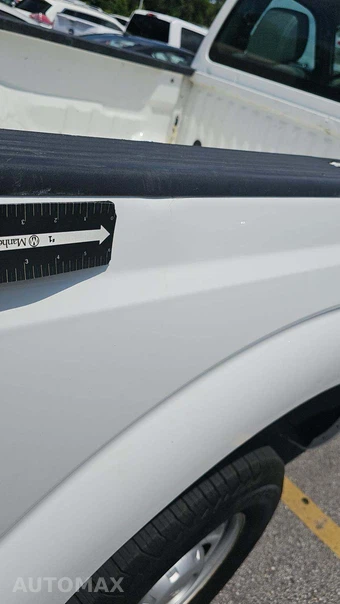 2011 Ford Super Duty F-250 XL Regular Cab Long Bed - miniatura 32