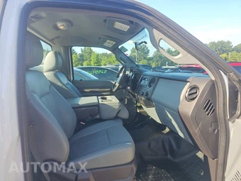 2011 Ford Super Duty F-250 XL Regular Cab Long Bed - miniatura 8