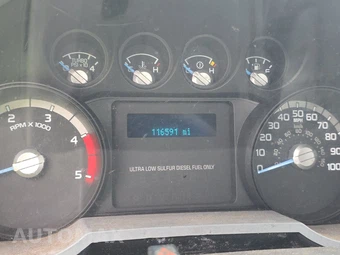2011 Ford Super Duty F-350 Cab Chassis XL Regular Cab DRW - miniatura 12