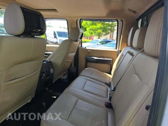 2011 Ford Super Duty F-350 Lariat Crew Cab Long Bed DRW - miniatura 13