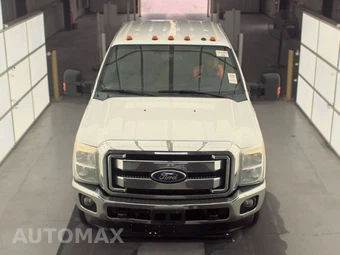 2011 Ford Super Duty F-350 Lariat Crew Cab Long Bed DRW - miniatura 2