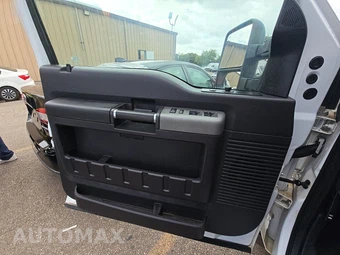 2011 Ford Super Duty F-350 Lariat Crew Cab Long Bed DRW - miniatura 9