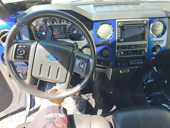 2011 Ford Super Duty F-350 Lariat Crew Cab Medium Bed - miniatura 10