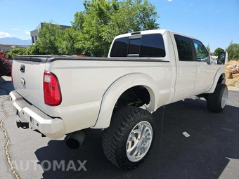 2011 Ford Super Duty F-350 Lariat Crew Cab Medium Bed - miniatura 3