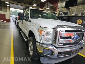 2011 Ford Super Duty F-350 XLT Crew Cab Medium Bed - miniatura 3