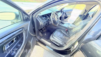 2011 Ford Taurus Limited - miniatura 13
