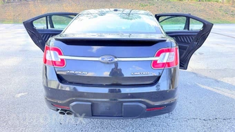 2011 Ford Taurus Limited - miniatura 16