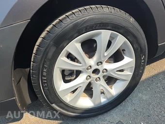 2011 Ford Taurus SEL – miniatura 10