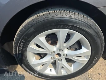 2011 Ford Taurus SEL – miniatura 9