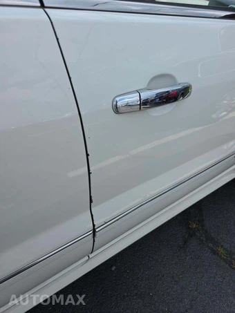 2011 GMC Acadia Denali 5SA - miniatura 28