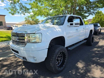 2011 GMC Sierra 2500 Denali HD Crew Cab Medium Bed 5SA