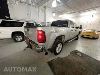 2011 GMC Sierra 2500HD SLE Crew Cab - miniatura 3