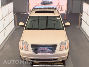 2011 GMC Yukon Denali 1500 5SA – miniatura 2