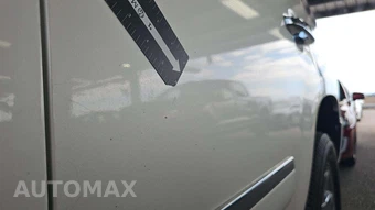 2011 GMC Yukon Denali 1500 5SA – miniatura 35