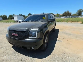 2011 GMC Yukon Denali XL 5SA - samochód z USA z aukcji Manheim, oferta Kup Teraz w AUTOMAX