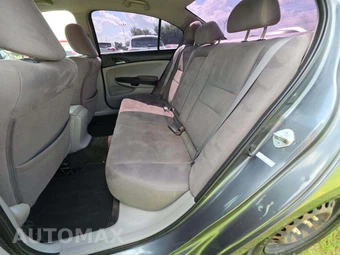 2011 Honda Accord Sedan LX – miniatura 10