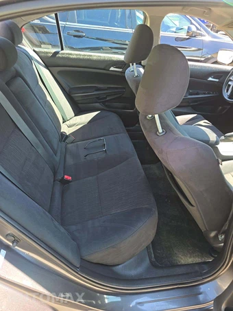 2011 Honda Accord Sedan LX - miniatura 16
