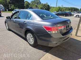 2011 Honda Accord Sedan LX - miniatura 2