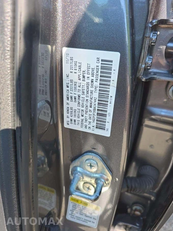 2011 Honda Accord Sedan LX - miniatura 5