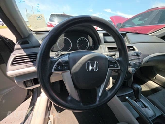 2011 Honda Accord Sedan LX-P - miniatura 10