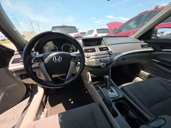 2011 Honda Accord Sedan LX-P - miniatura 11