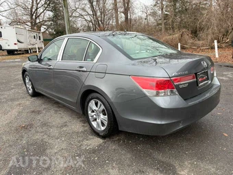 2011 Honda Accord Sedan LX-P - miniatura 10
