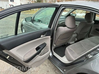 2011 Honda Accord Sedan LX-P - miniatura 18