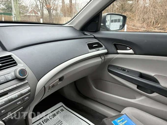 2011 Honda Accord Sedan LX-P - miniatura 30