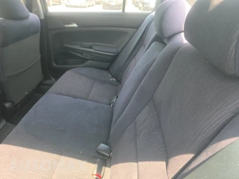 2011 Honda Accord Sedan LX-P - miniatura 13