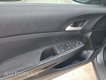 2011 Honda Accord Sedan SE – miniatura 9