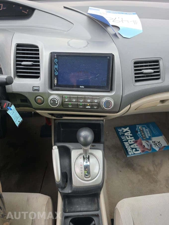 2011 Honda Civic Sedan LX – miniatura 10