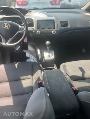 2011 Honda Civic Sedan LX-S - miniatura 8